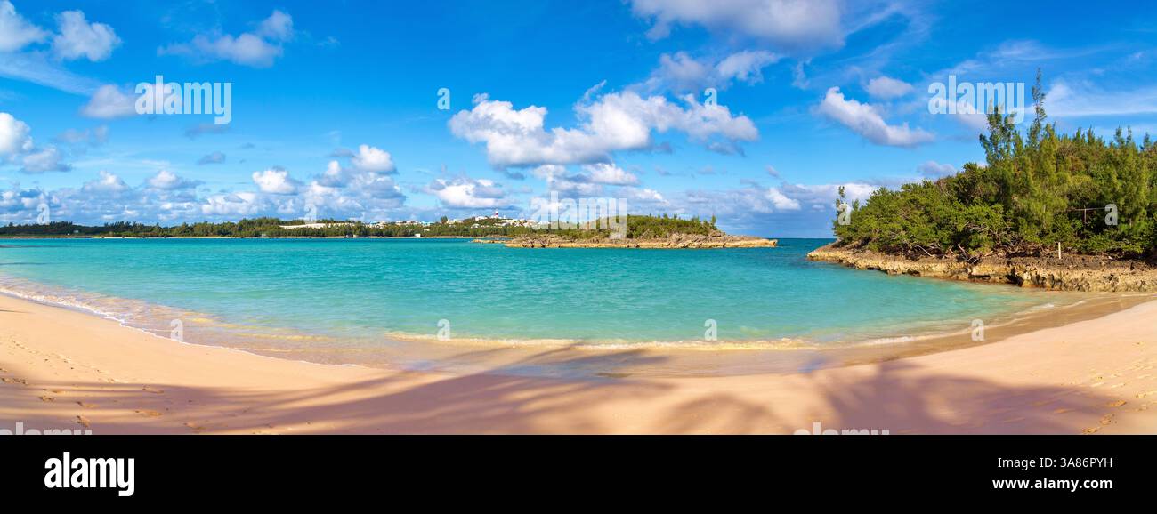 Turtle Bay, une plage de sable populaire à Cooper's Island, est située dans la paroisse de George, Bermudes, Atlantique Nord Banque D'Images
