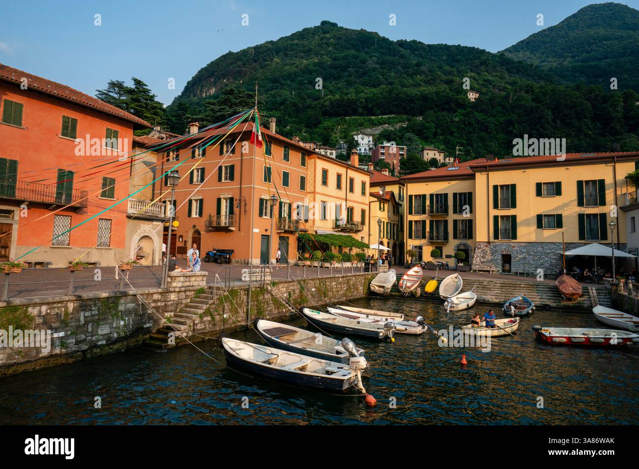 Torno, Lac de Côme, Lacs italiens, Lombardie, Italie Banque D'Images