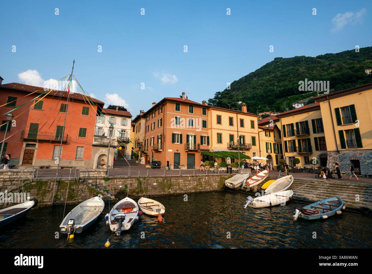 Torno, Lac de Côme, Lacs italiens, Lombardie, Italie Banque D'Images