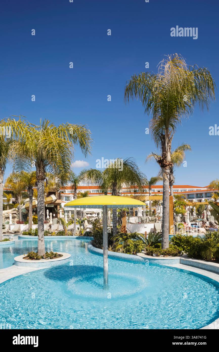 Chypre, Paphos, Olympic Lagoon Hotel piscine Banque D'Images
