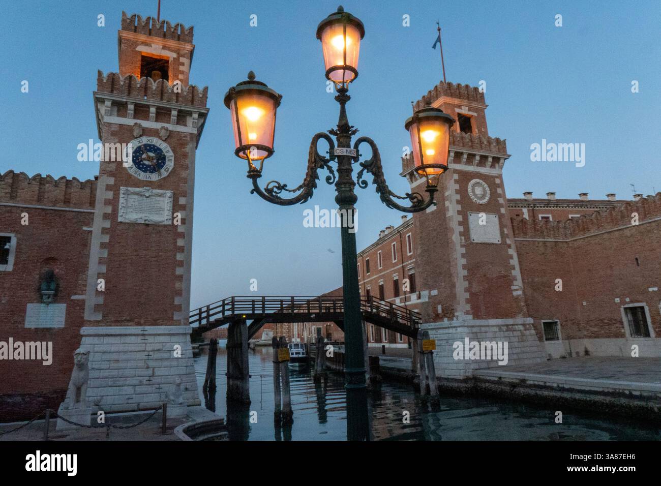 Arsenale di Venezia Historic Naval Gateway Banque D'Images