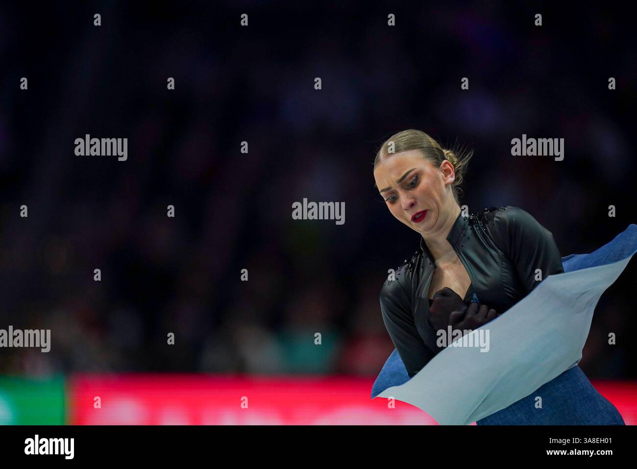 Boston, États-Unis. 28 mars 2025. Alexandra Feigin, de Bulgarie, se produit dans le programme de patinage libre féminin lors des Championnats du monde de patinage artistique ISU qui se tiennent au TD Garden à Boston, le 28 mars 2025. Photo par Amanda Sabga/UPI crédit : UPI/Alamy Live News Banque D'Images