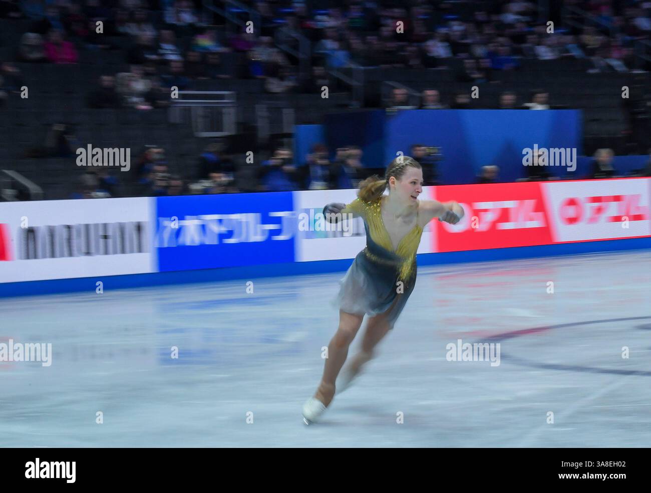 Boston, États-Unis. 28 mars 2025. Lorine Schild, de France, se produit dans le programme de patinage libre féminin lors des Championnats du monde de patinage artistique de l'ISU qui se tiennent au TD Garden à Boston, le 28 mars 2025. Photo par Amanda Sabga/UPI crédit : UPI/Alamy Live News Banque D'Images