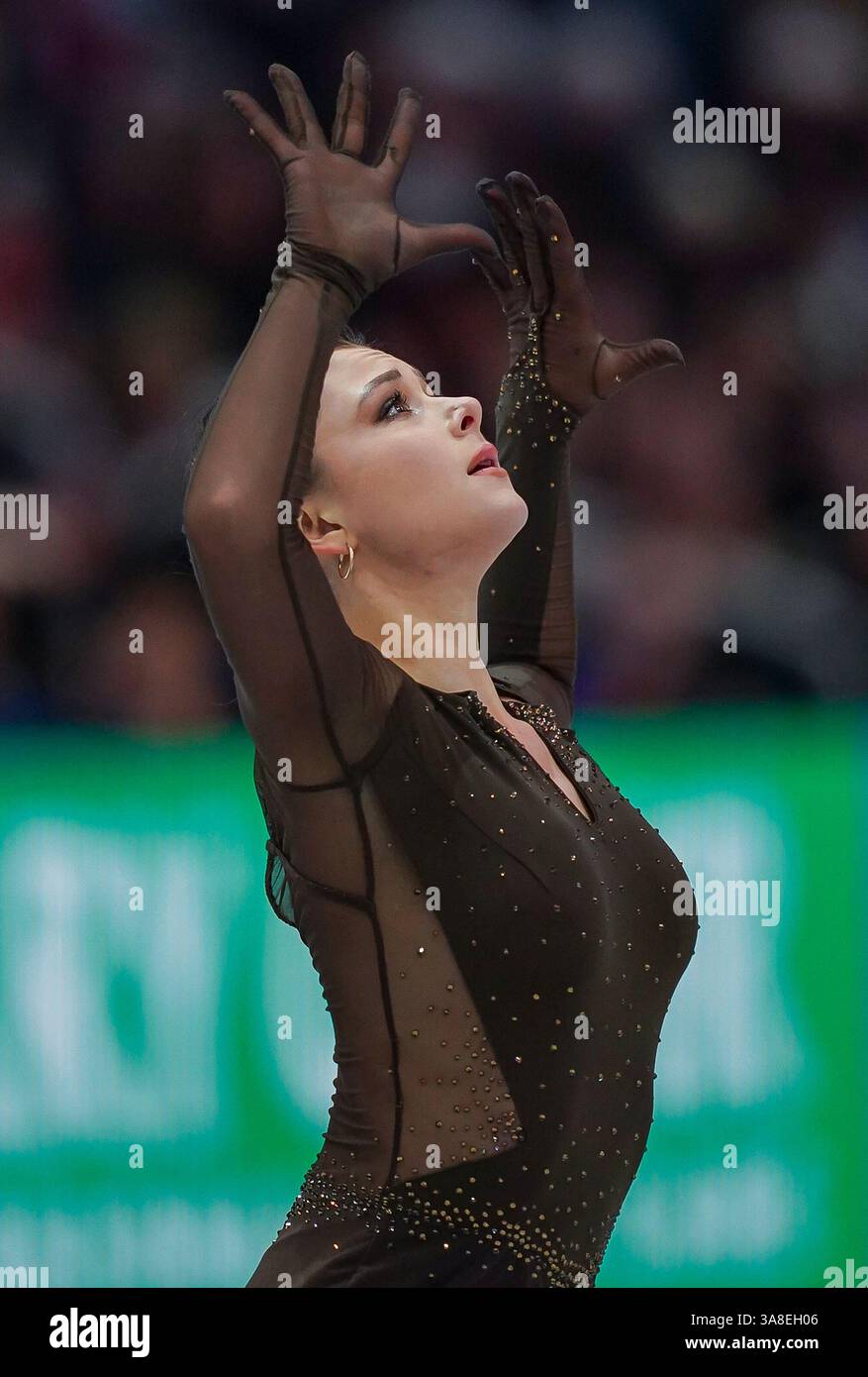 Boston, États-Unis. 28 mars 2025. Sofia Samodelkina, du Kazakhstan, se produit dans le programme de patinage libre féminin lors des Championnats du monde de patinage artistique ISU tenus au TD Garden à Boston, le 28 mars 2025. Photo par Amanda Sabga/UPI crédit : UPI/Alamy Live News Banque D'Images