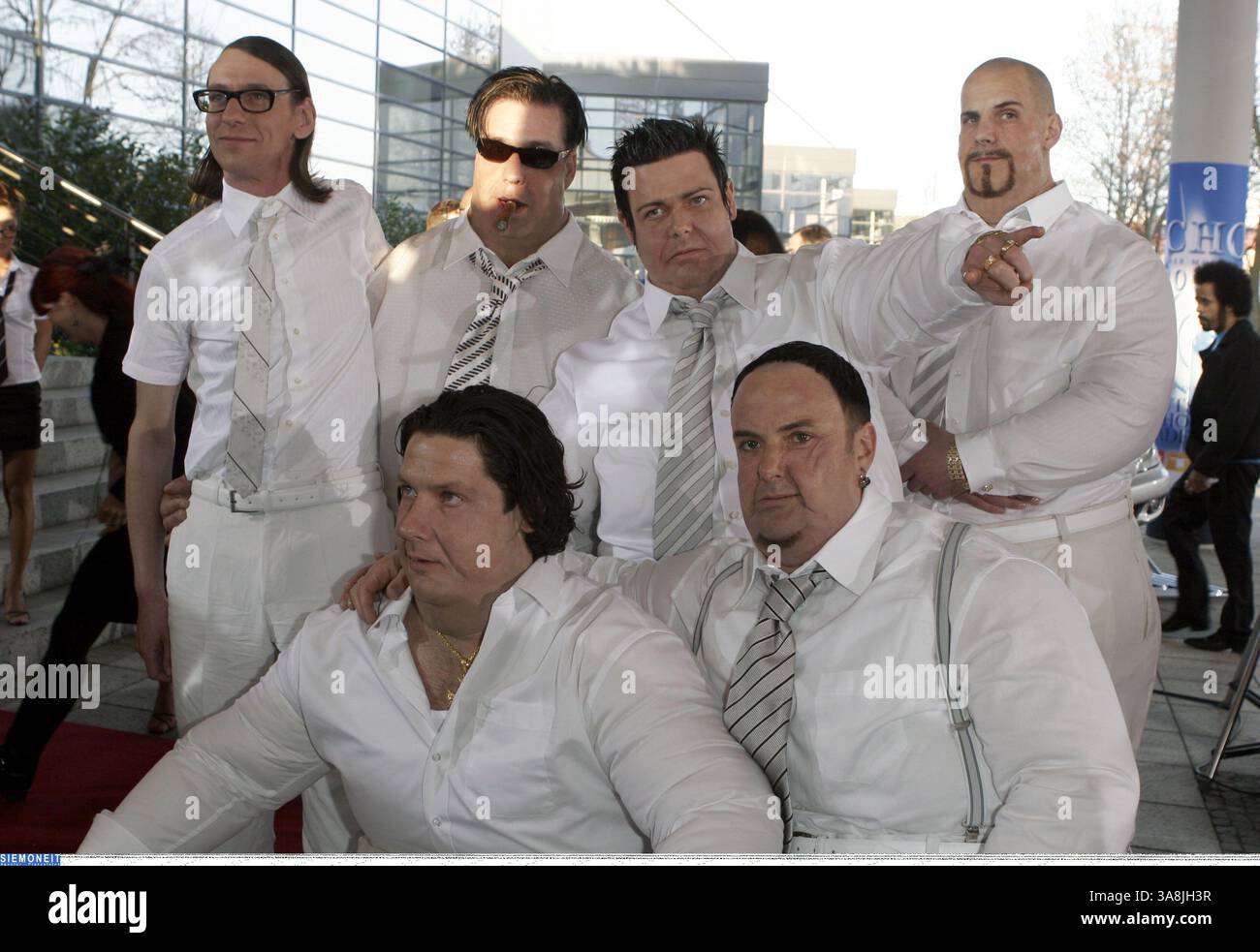 4 avril 2005 - Berlin, États-Unis - Foto : Reents/Siemoneit --- 02 - 04 - 2005 : german Music Awards ''ECHO'' 2005 à l'Estrel Hotel Convention Center à Berlin --- RAMMSTEIN avec le chanteur Till Lindemann (crédit image : © Reents/AdMedia via ZUMA Wire) Banque D'Images