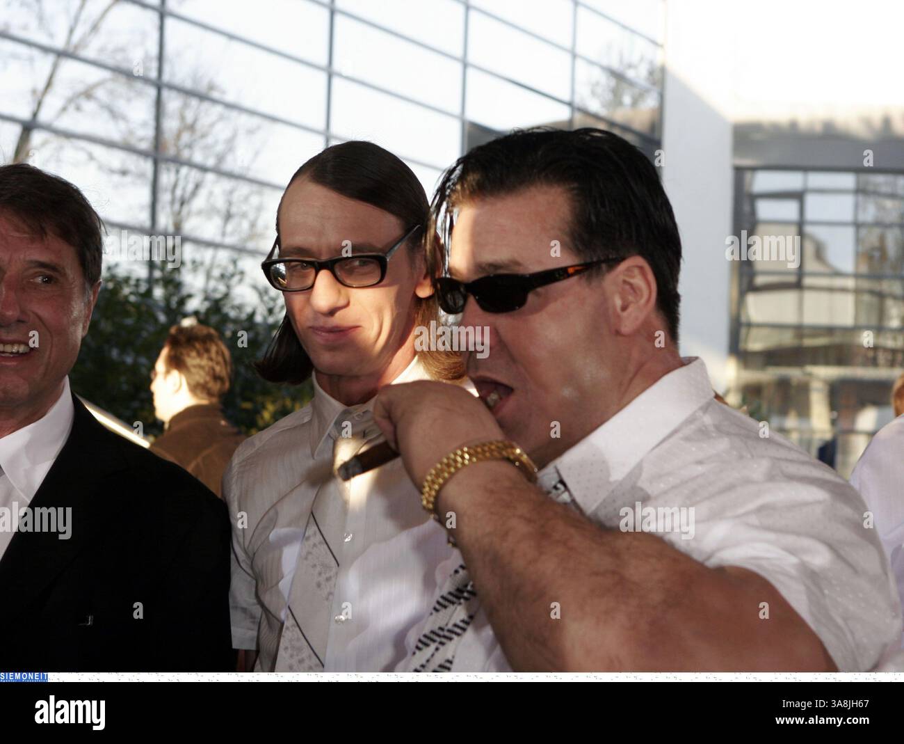 4 avril 2005 - Berlin, États-Unis - Foto : Reents/Siemoneit --- 02 - 04 - 2005 : german Music Awards ''ECHO'' 2005 à l'Estrel Hotel Convention Center à Berlin --- RAMMSTEIN avec le chanteur Till Lindemann (crédit image : © Reents/AdMedia via ZUMA Wire) Banque D'Images