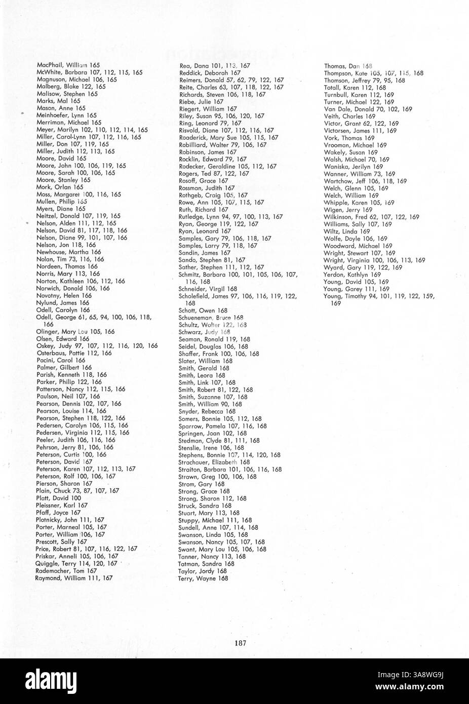 L'édition 1959 de l'Edina-Morningside High Yearbook enregistre les réalisations des élèves, les événements sportifs, les faits saillants des enseignants et d'autres activités scolaires de l'année scolaire 1958-1959-2006. Banque D'Images