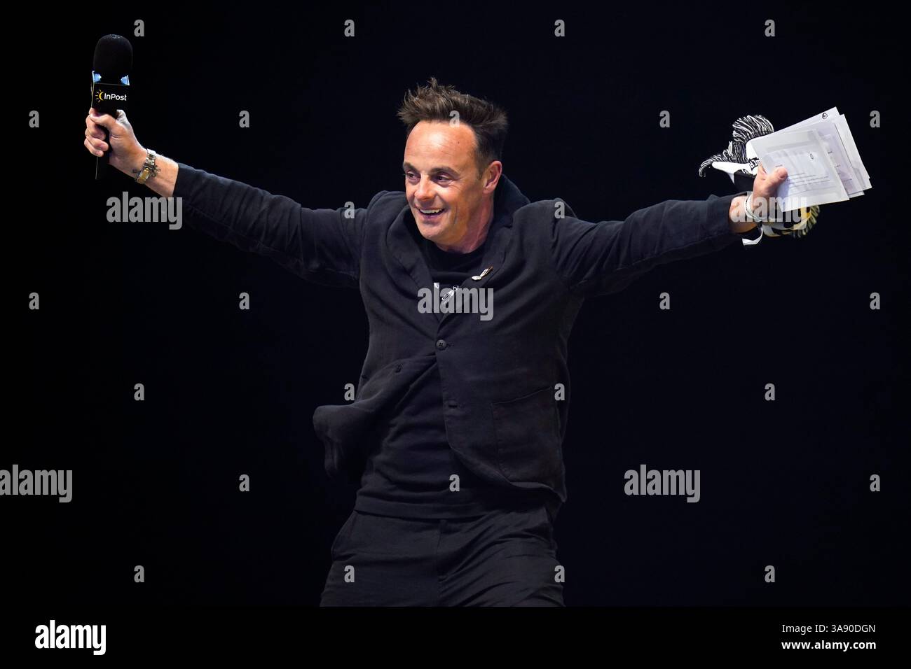 ANT McPartlin lors du défilé de trophée de la Coupe Carabao à Newcastle. Newcastle United a battu Liverpool 2-1 en finale de la Carabao Cup plus tôt ce mois-ci. Date de la photo : samedi 29 mars 2025. Banque D'Images