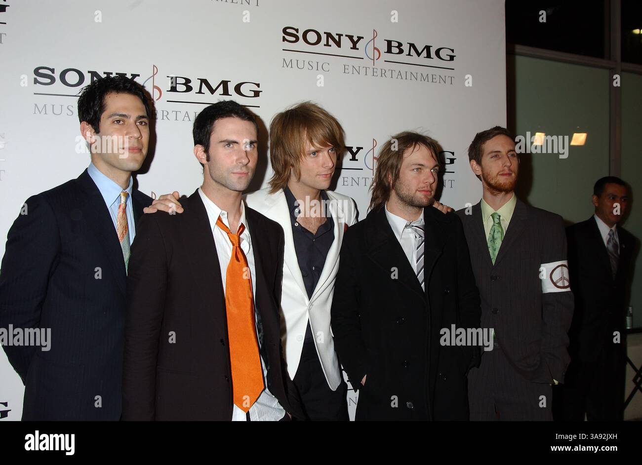 13 février 2005 - Los Angeles, CALIFORNIE, États-Unis - 12 février 2005 - Los Angeles, Californie - Adam Levine et Maroon 5. Sony BMG Grammy Party 2005 au Roosevelt Hotel. Crédit photo : Laura Farr/AdMedia (crédit image : © Laura Farr/AdMedia via ZUMA Wire) Banque D'Images