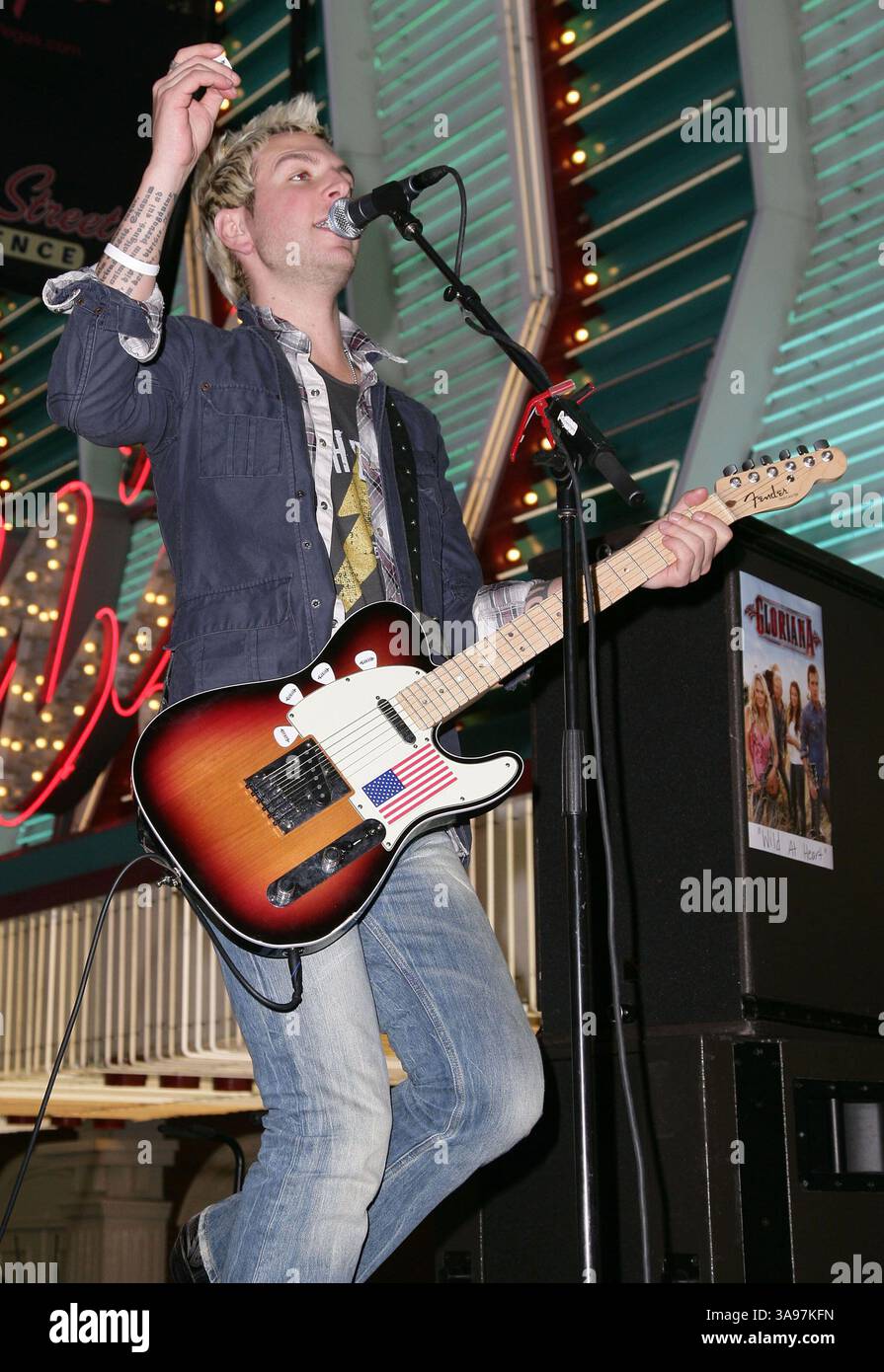 4 avril 2009 - Las Vegas, Nevada, États-Unis - 4 avril 2009 - Las Vegas, Nevada - Gloriana. Gloriana se produit pendant le week-end ACM au Fremont Street Experience au centre-ville de Las Vegas. Crédit photo : MJT/AdMedia Banque D'Images