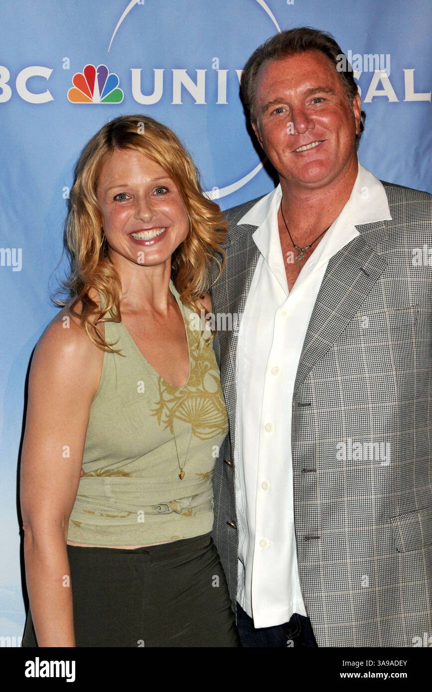 5 août 2009 - Pasadena, CA, É.-U. - 5 août 2009 - Pasadena, CA - Arija Bareikis et Michael McGrady. La TCA Press Tour Party 2009 de NBC Universal s'est tenue au Langham Huntington Hotel & Spa. Crédit photo : Byron Purvis/AdMedia Banque D'Images