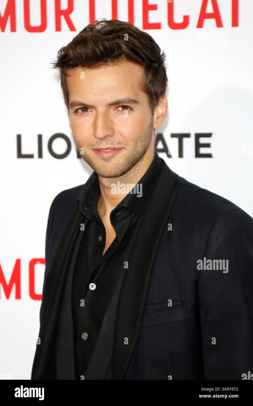 Guy Burnet à la première de 'Mortdecai' à Los Angeles, Californie - 21 janvier 2015 Banque D'Images