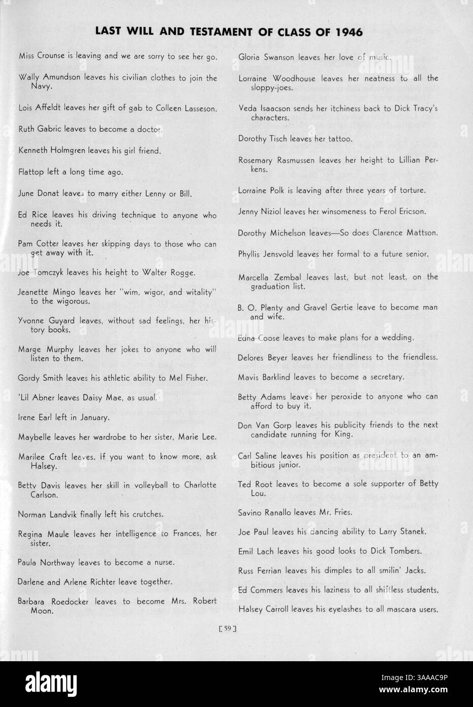 L'annuaire du lycée 1946, intitulé Tradewind, documente divers aspects de l'année scolaire 1945-1946 tels que les élèves, les enseignants, les clubs, l'athlétisme, et événements spéciaux. Il comprend des éléments de l'histoire afro-américaine, mettant en valeur la diversité et les expériences éducatives de cette époque. Banque D'Images