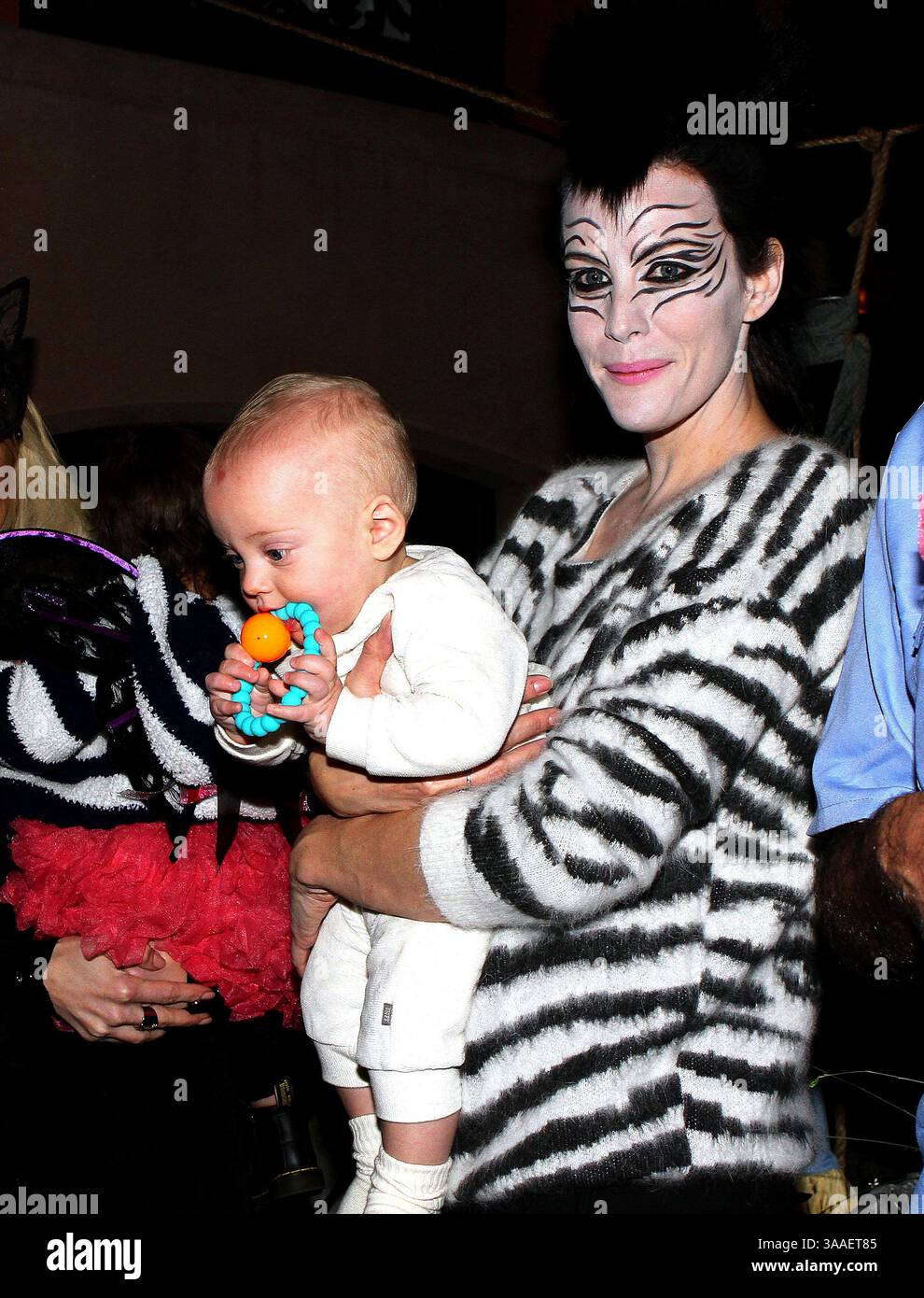 31 octobre 2015 - New York City, NY, États-Unis - L'actrice Liv Tyler et son fils Sailor Gardner s'aventurent iout à Halloween dans le West Village le 31 2015 octobre à New York (crédit image : © Nancy Rivera/Ace Pictures via ZUMA Press) Banque D'Images