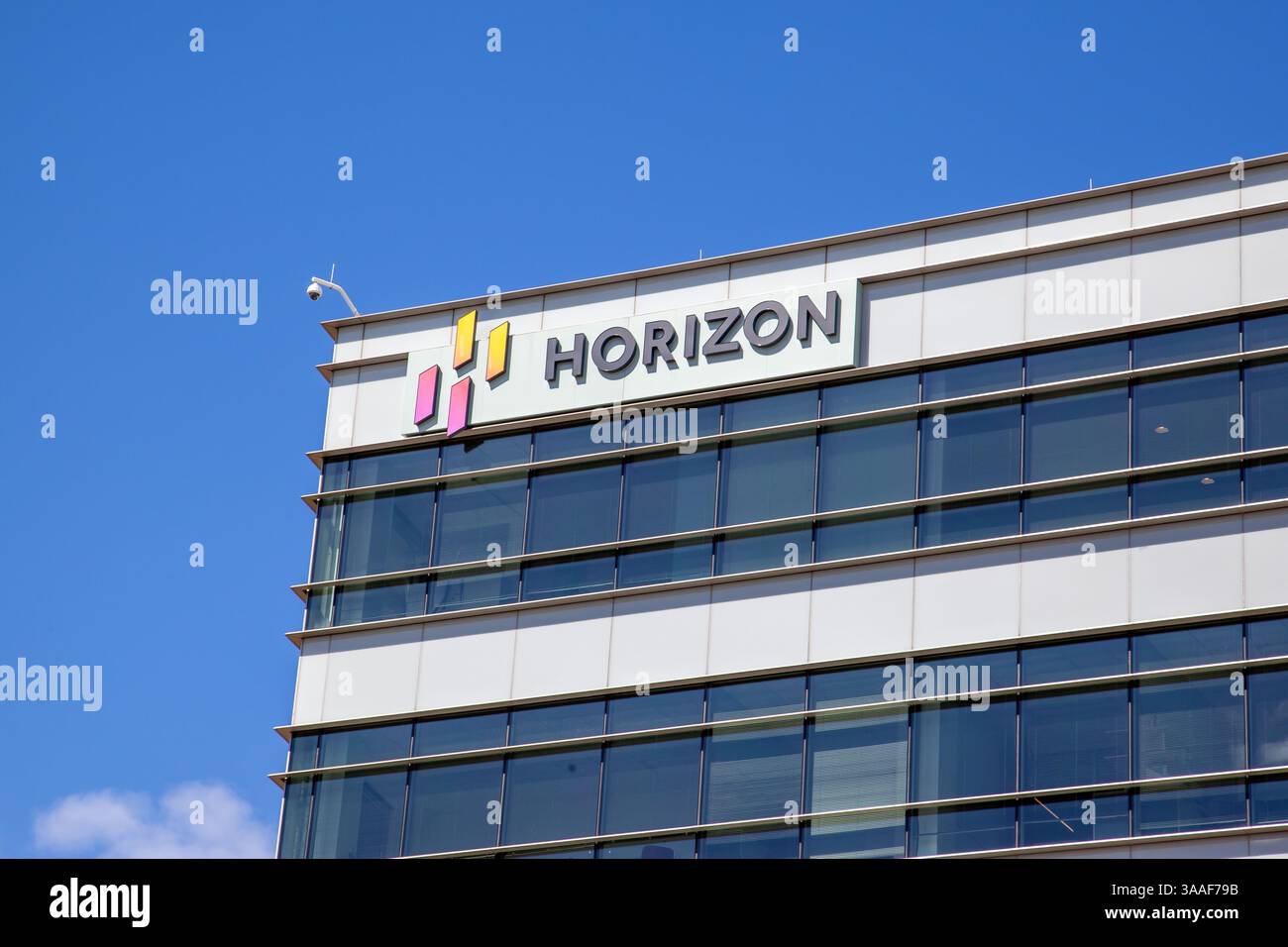 Deerfield, Illinois, États-Unis - 27 mars 2022 : le panneau Horizon sur le bâtiment est montré à leur siège à Deerfield, Illinois, États-Unis. Banque D'Images