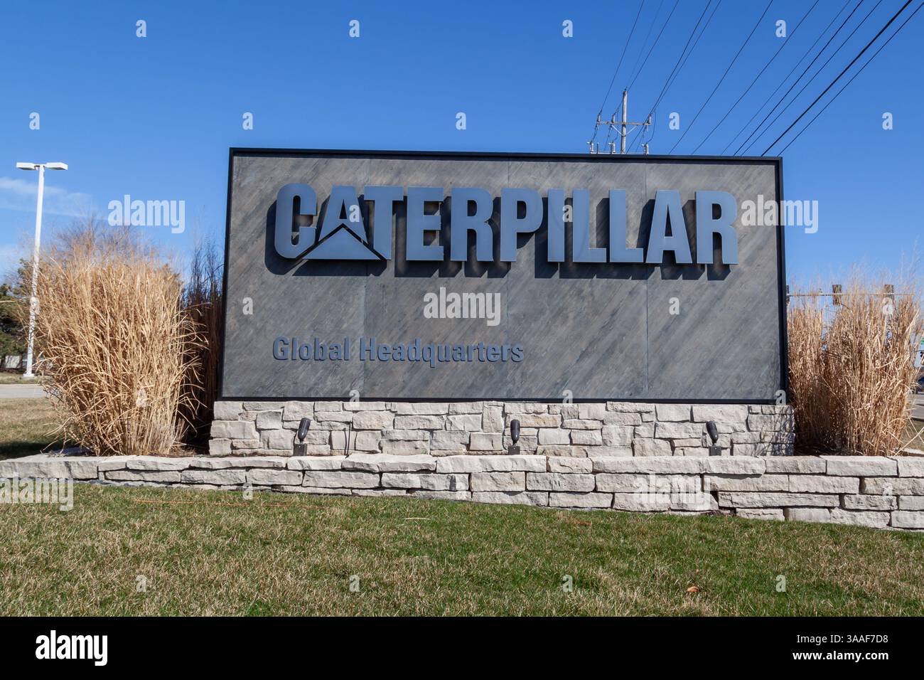 Deerfield, Illinois, États-Unis - 27 mars 2022 : siège social mondial de Caterpillar à Deerfield, Illinois, États-Unis. Banque D'Images
