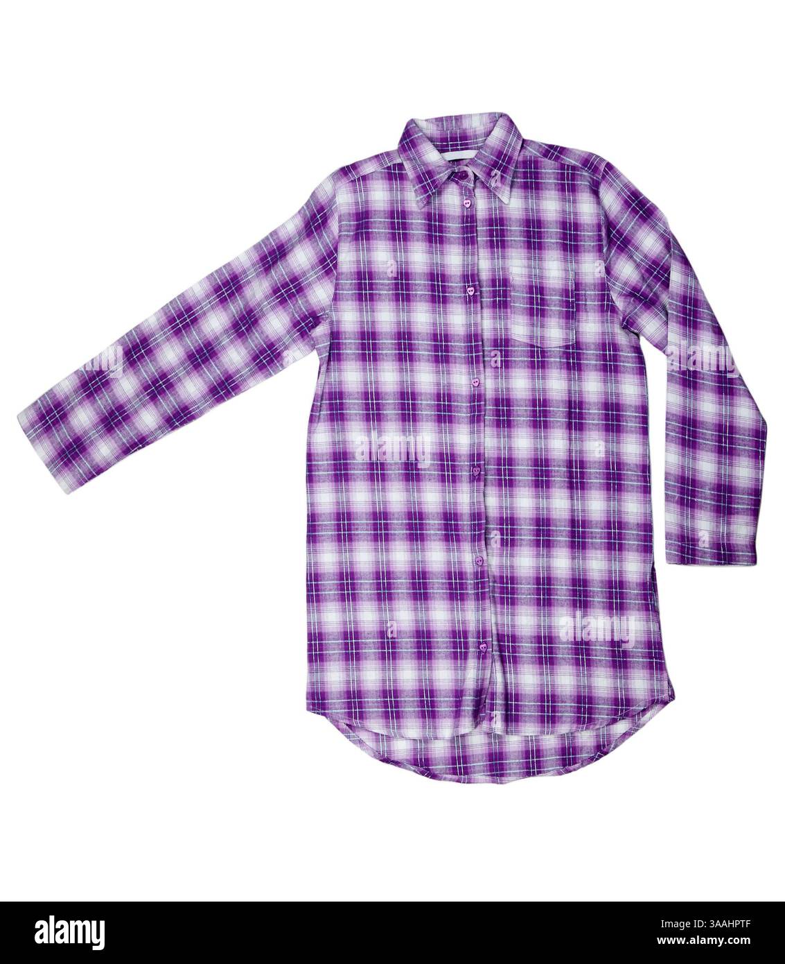 Chemise à carreaux violette isolée sur fond blanc Banque D'Images
