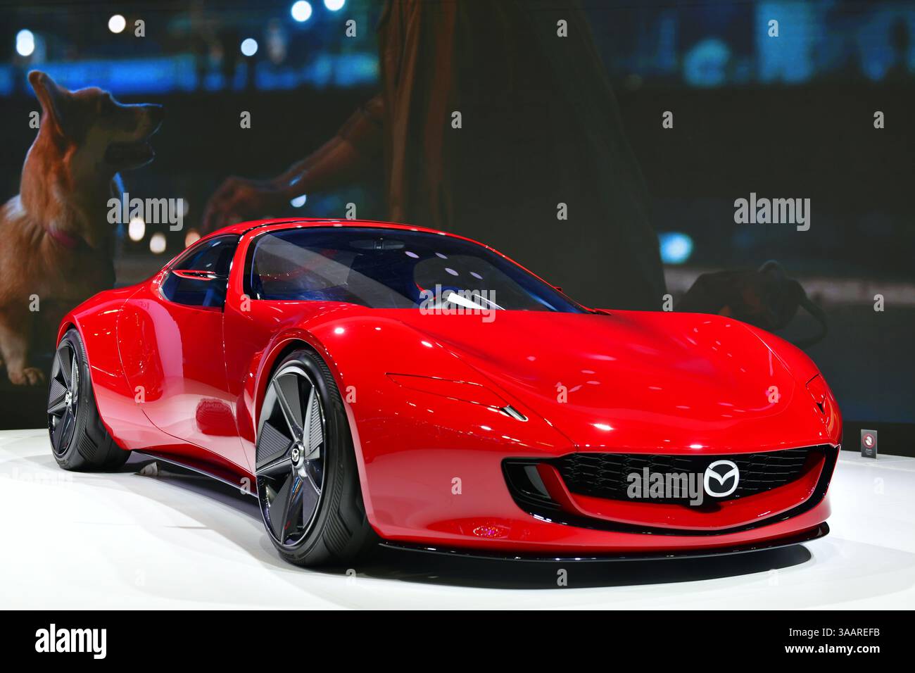 Thaïlande - 26 mars 2025 : MAZDA ICONIC SP ou le tout dernier concept car dans le cadre du concept de voiture compacte sport (système rotatif EV à deux rotors) au 46 ème salon Banque D'Images
