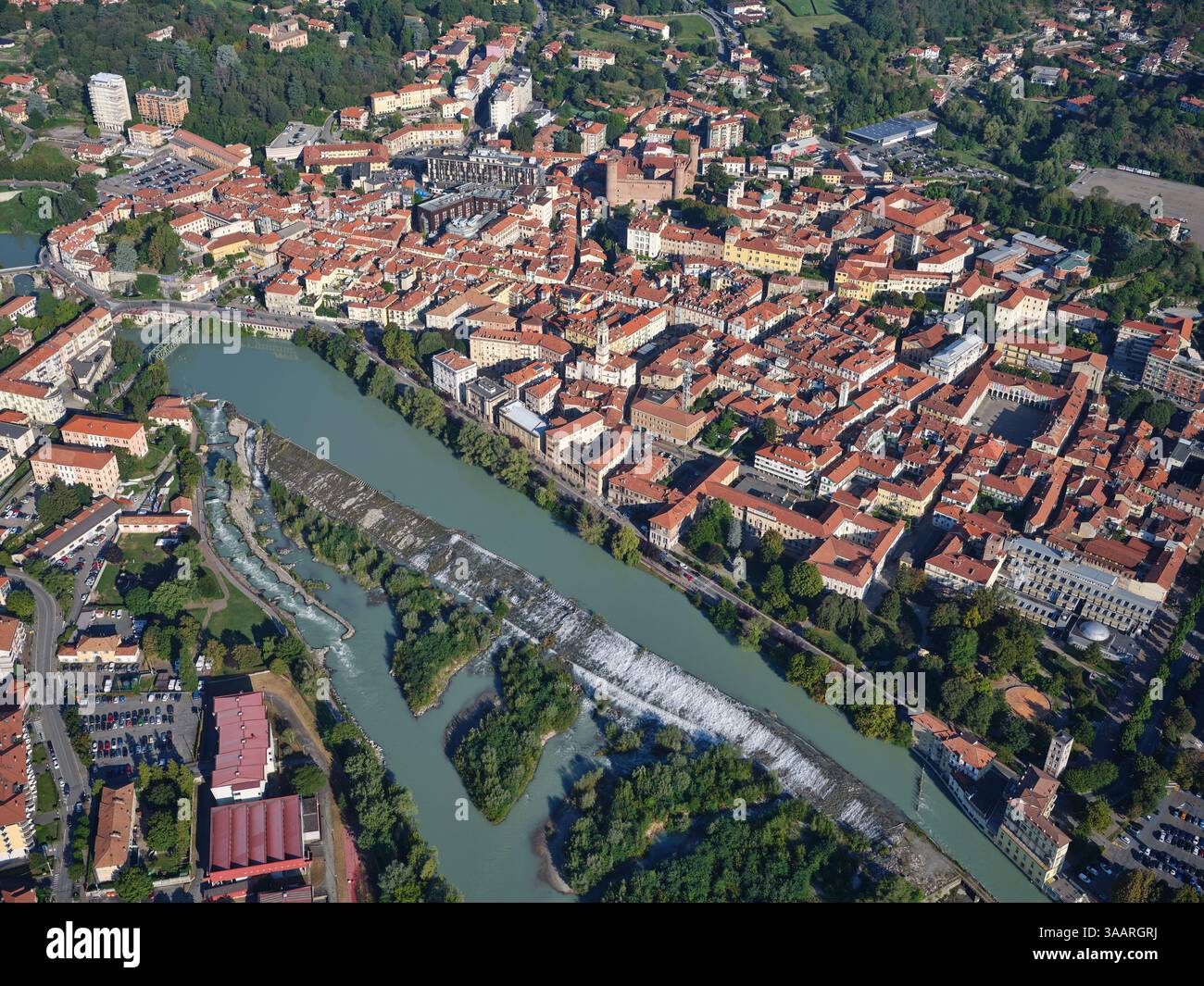 Centre historique ivrea italy Banque de photographies et d’images à ...