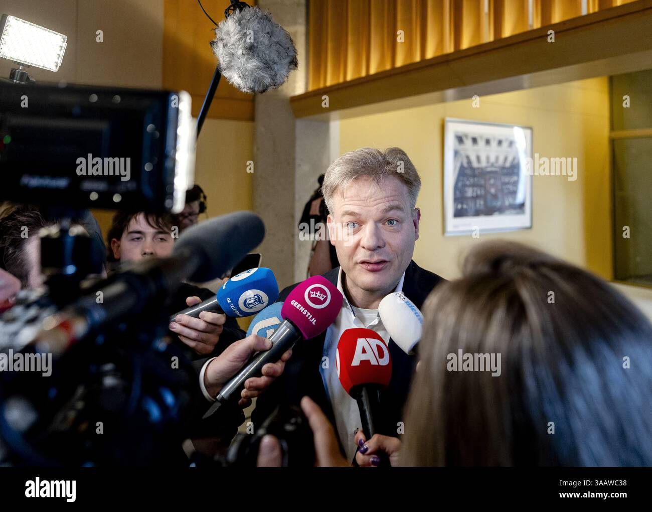 DEN HAAG - Pieter Omtzigt (NSC) avant l'heure hebdomadaire des questions à la Chambre des représentants. ANP REMKO DE WAAL pays-bas Out - belgique Out Banque D'Images