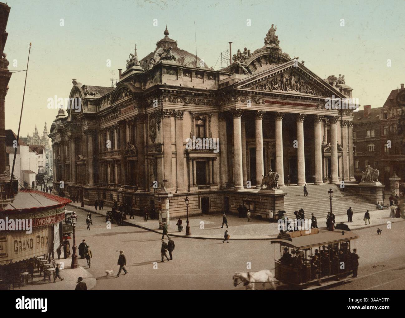 Tirage photochrom vintage de la Bourse de Bruxelles, Belgique. Banque D'Images