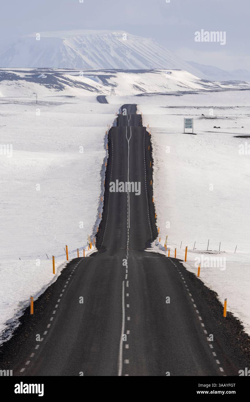 Islande, région du Nord-est, région de Myvatn, route 87, Kisilvegur entre Myvatn et Husavik en hiver Banque D'Images