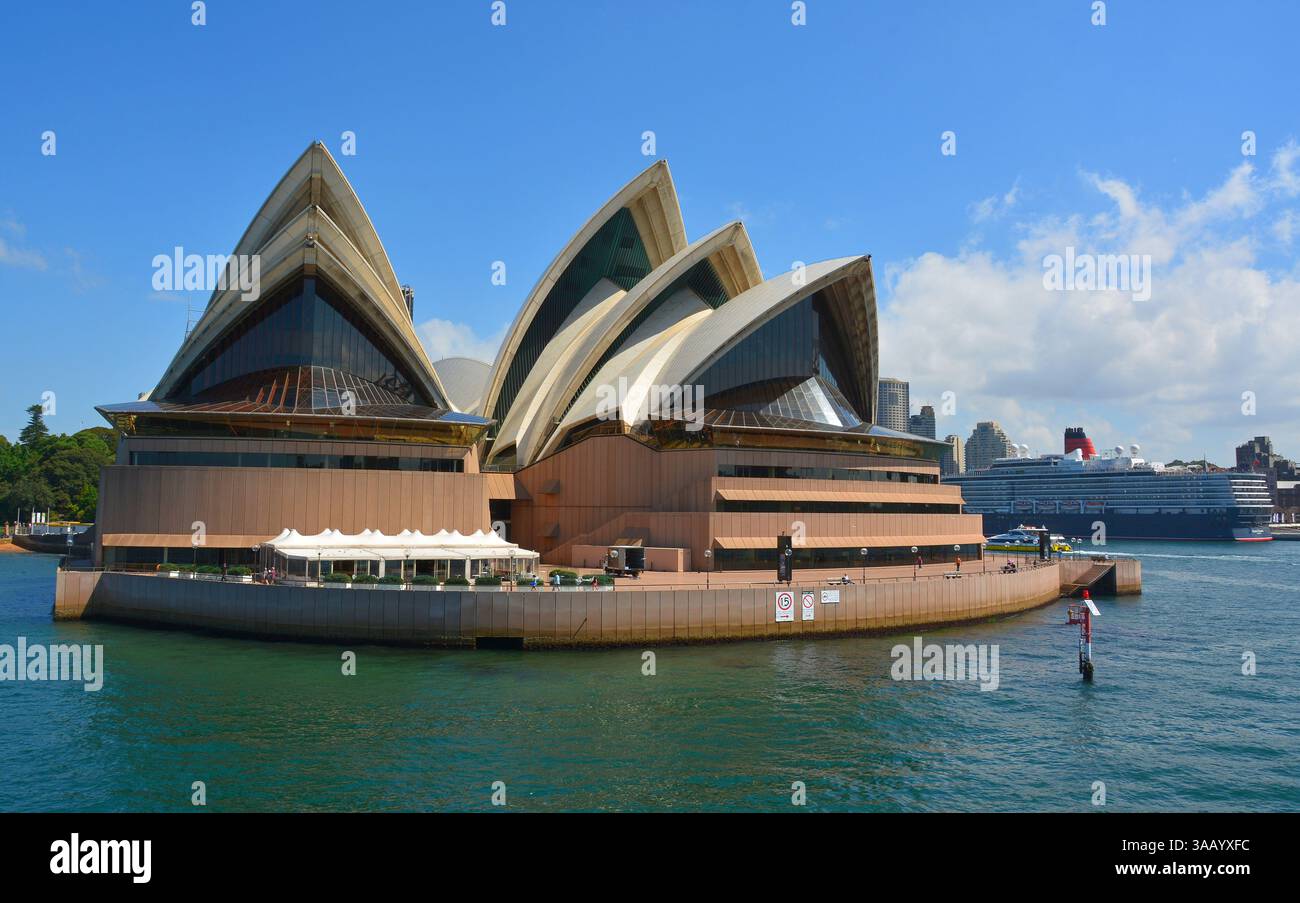 Sydney, Australie – 4 mars 2015. Opéra de Sydney en Australie. Conçu par l'architecte danois Jorn Utzon, l'Opéra de Sydney, classé au patrimoine mondial de l'UNESCO Banque D'Images