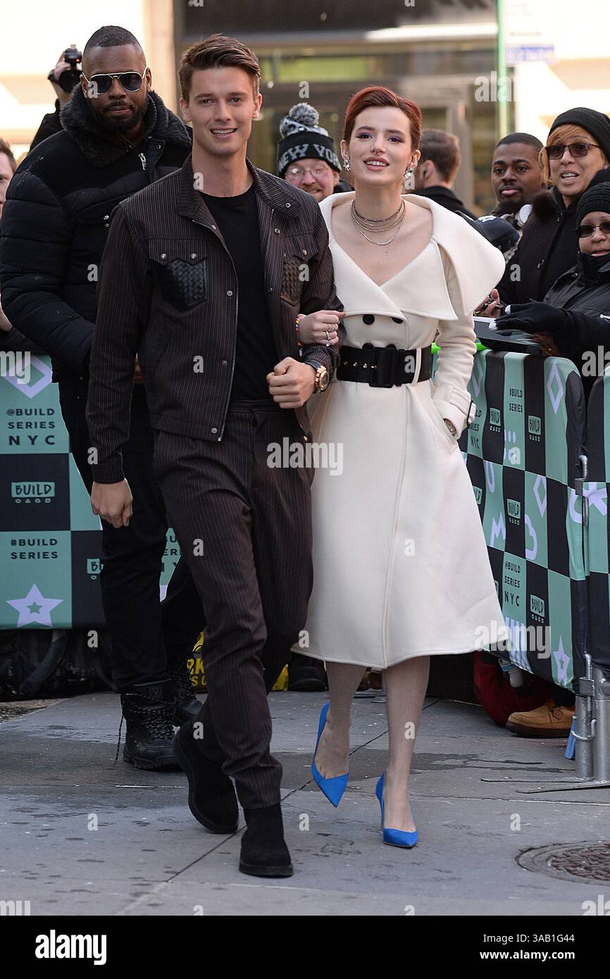 22 mars 2018 - New York, NY, USA - 22 mars 2018 New York City..Patrick Schwarzenegger et Bella Thorne ont fait une apparition dans Build Series à New York le 22 mars 2018. (Crédit image : © Kristin Callahan/Ace Pictures via ZUMA Press) Banque D'Images