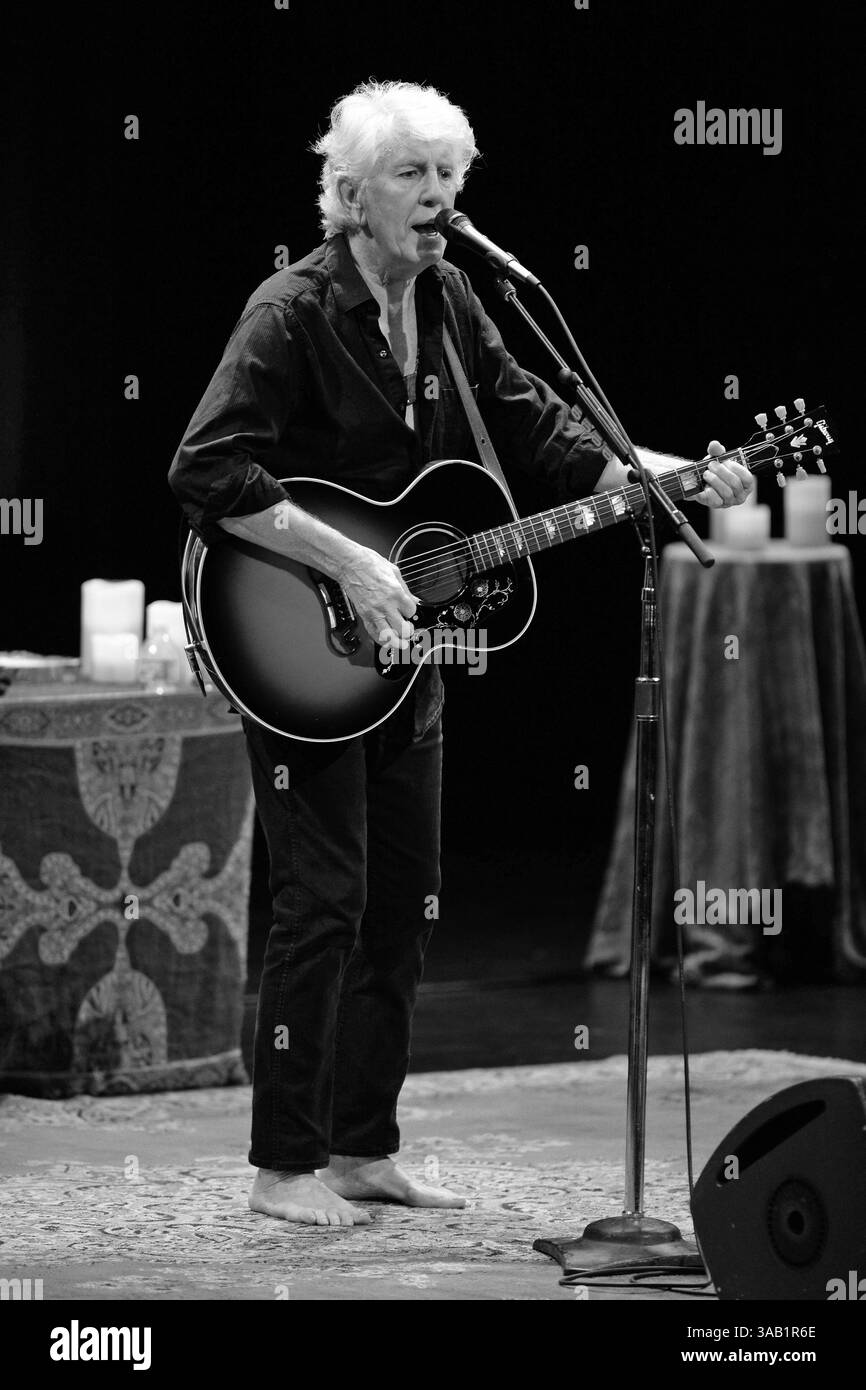 28 janvier 2016 - Fort Lauderdale, Floride, États-Unis d'Amérique - FORT LAUDERDALE, FL - JANVIER 28 : Graham Nash se produit au Parker Playhouse le 28 janvier 2016 à Fort Lauderdale, Floride...People : Graham Nash. (Crédit image : © Storms Media Group/SMG via ZUMA Wire) Banque D'Images