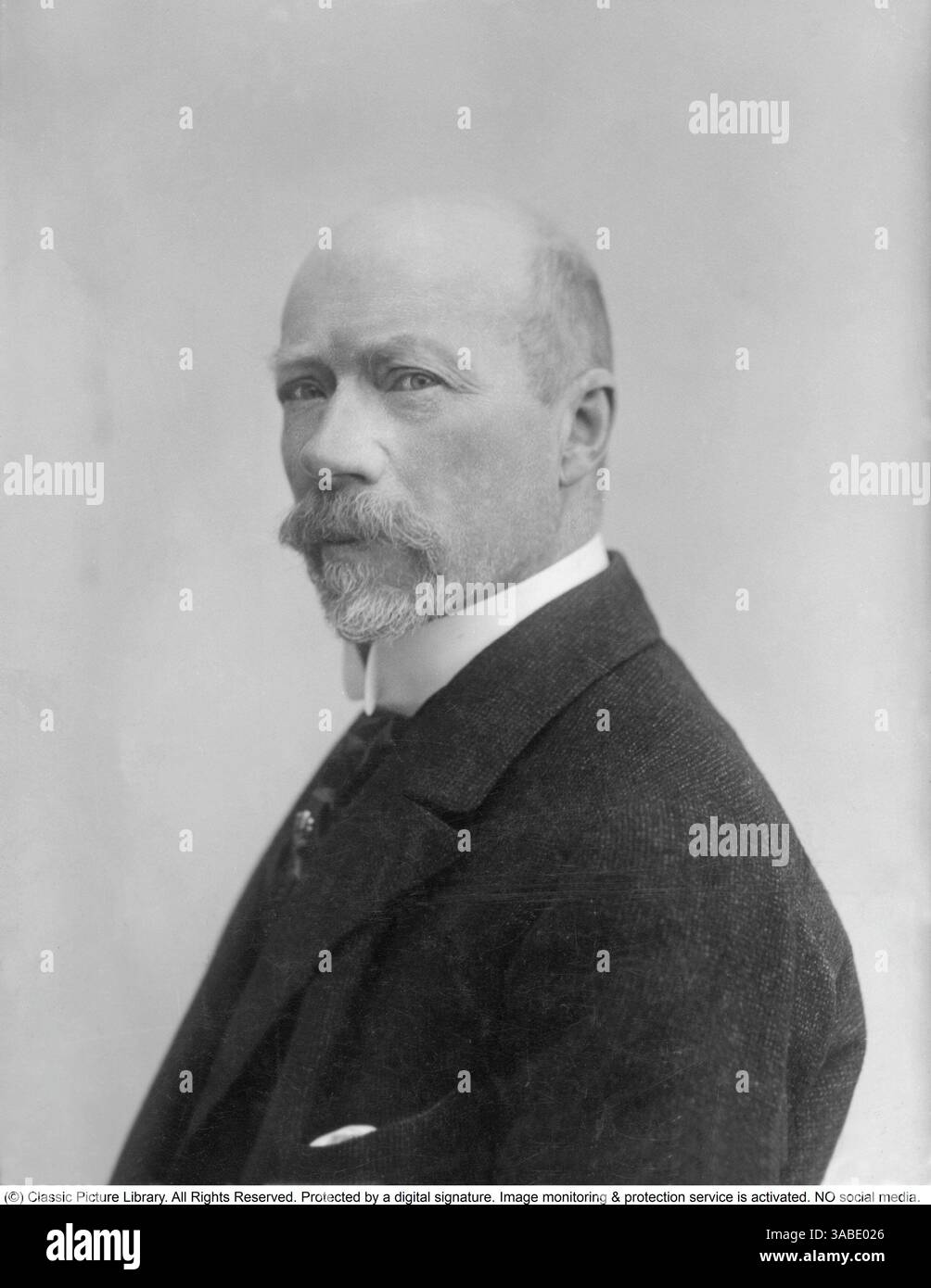 Carl Larsson (1853-1919) est un peintre et illustrateur suédois renommé, surtout connu pour ses représentations aquarelles de la vie de famille idyllique. Né à Stockholm, il est passé de modestes débuts à devenir l’un des artistes les plus aimés de Suède. Ses œuvres mettent souvent en vedette sa femme, Karin, et leurs enfants, installés dans leur maison confortable, Sundborn, qui est devenu un symbole du charme domestique suédois. Le style de Larsson mêle réalisme à un ton chaleureux et sentimental, et ses illustrations ont également honoré des livres populaires, consolidant son héritage dans l'art et la culture scandinaves. Banque D'Images