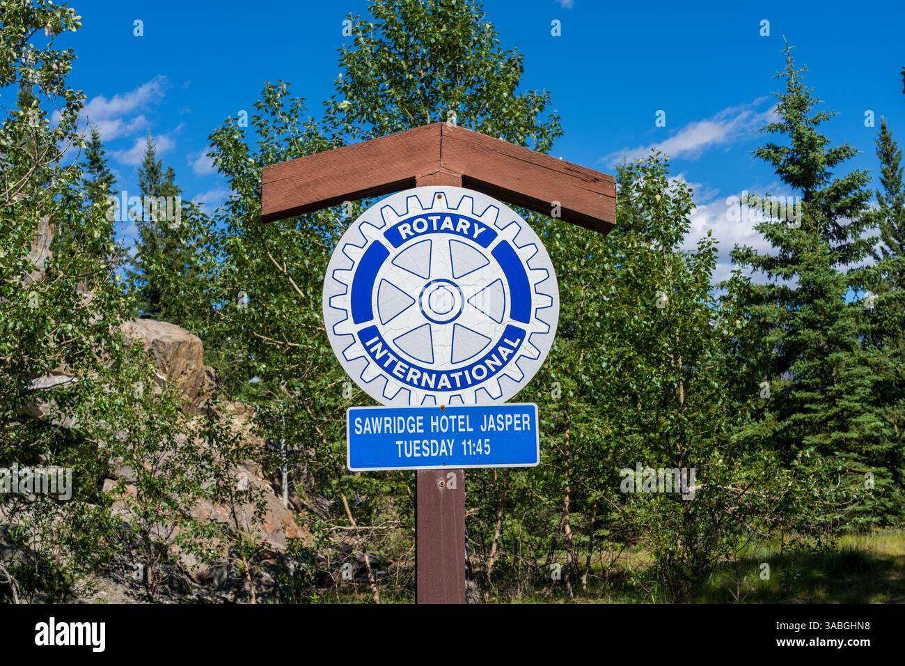 Panneau Rotary International dans le parc national Jasper. Jasper, Alberta, Canada Banque D'Images