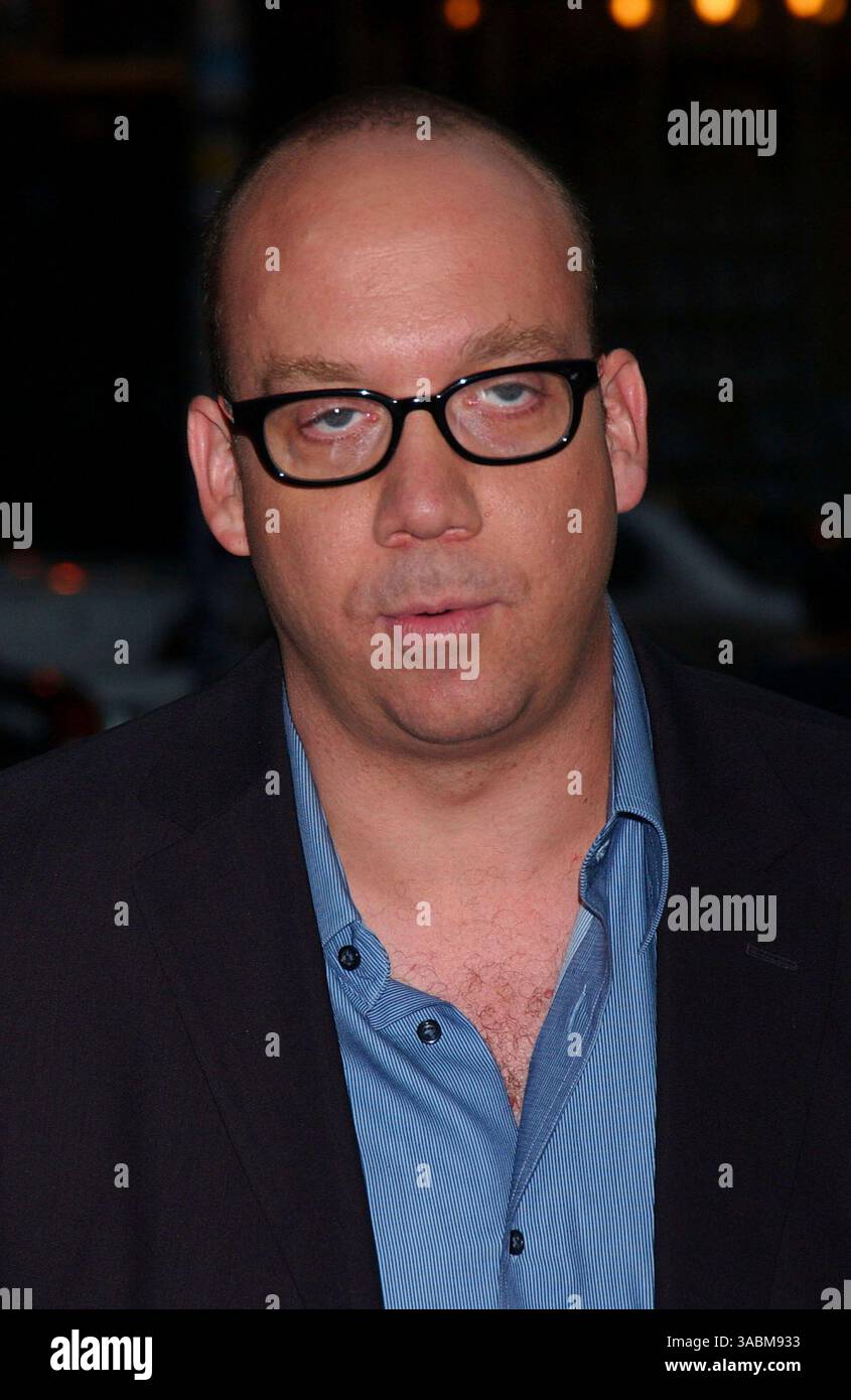 5 septembre 2007. New York City . L'acteur Paul Giamatti arrive à la première de 'Shoot EM Up' qui a lieu au Regal Union Square. (Crédit image : © Sharkpixs/ZUMA Press) Banque D'Images