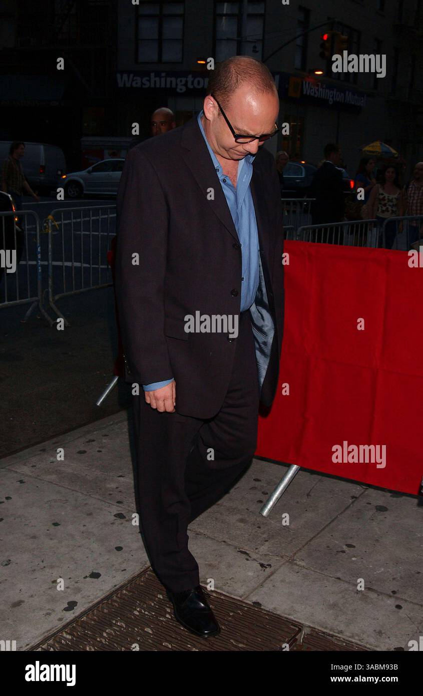 5 septembre 2007. New York City . L'acteur Paul Giamatti arrive à la première de 'Shoot EM Up' qui a lieu au Regal Union Square. (Crédit image : © Sharkpixs/ZUMA Press) Banque D'Images