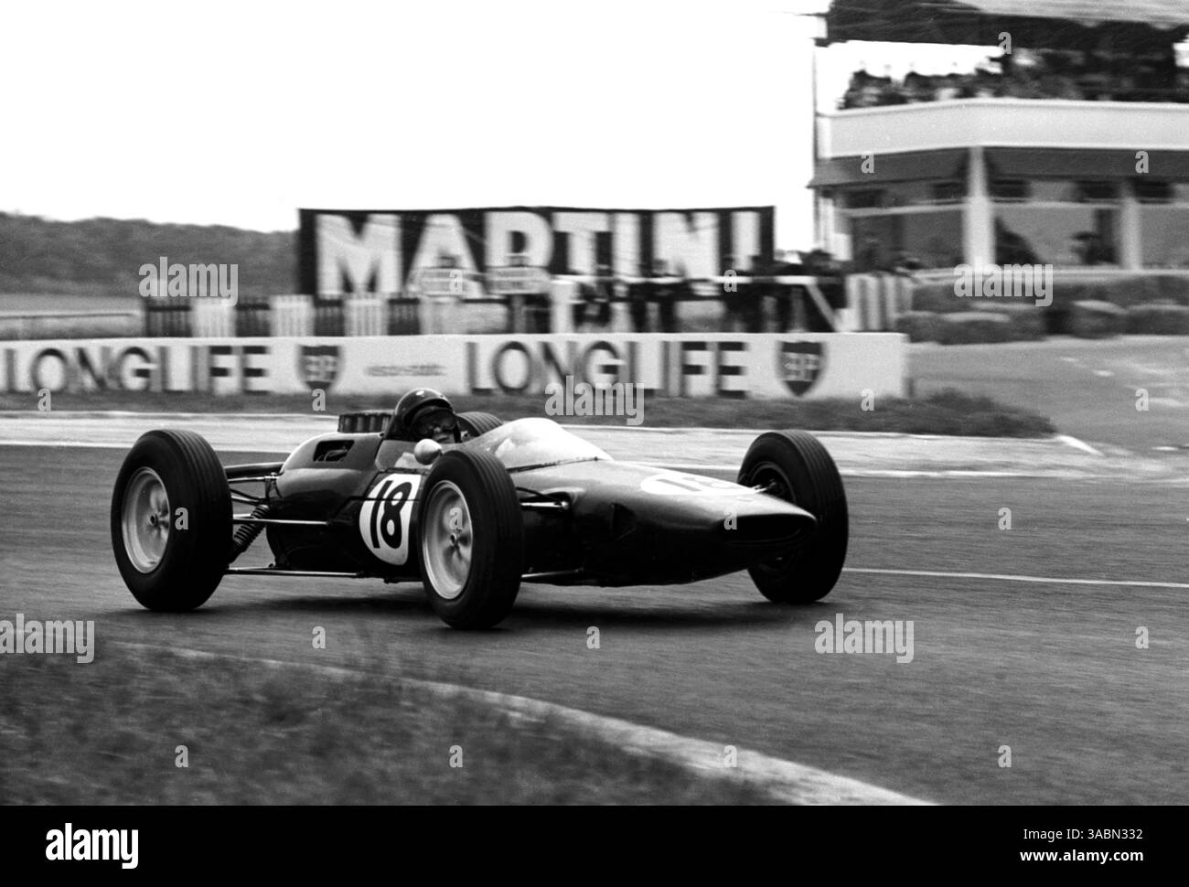 Jim Clark (GBR) Lotus 25 remporte la course de plus d'une minute... Grand Prix de France, Reims, 30 juin 1963. (Crédit image : ©Sutton Motorsports/ZUMA Press) Banque D'Images