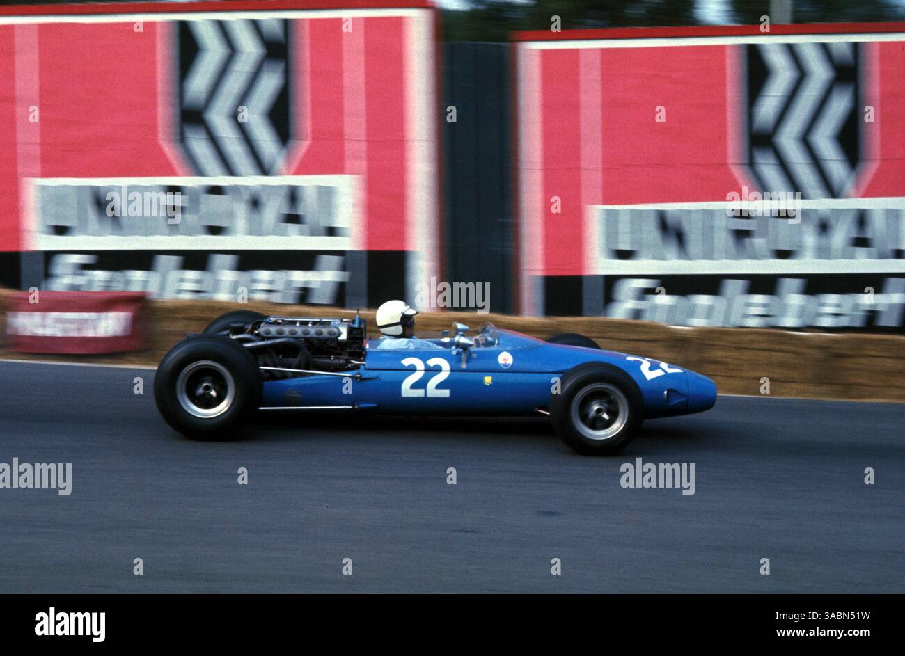 Guy Ligier (FRA) Cooper T81, non classé...Grand Prix de Belgique, Spa, Belgique, 12 juin 1966. (Crédit image : ©Sutton Motorsports/ZUMA Press) Banque D'Images