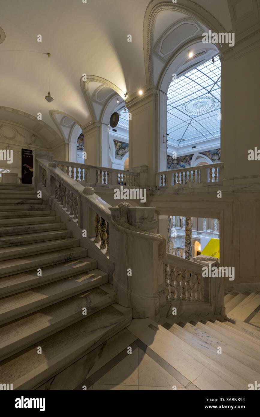 Escalier, Weltmuseum (Musée du monde), Vienne, Autriche Banque D'Images