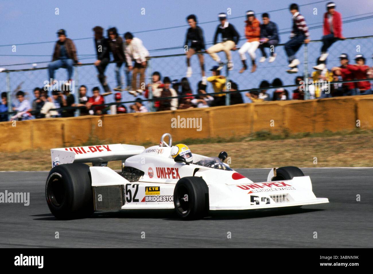 Kazuyoshi Hoshino (JPN) Heros Racing Corporation Uni-Pex Kojima KE009 a terminé onzième de sa deuxième et dernière apparition en GP..Grand Prix du Japon, Rd 17, Mount Fuji, Japon, 23 octobre 1977..IMAGE NUMÉRIQUE. (Crédit image : ©Sutton Motorsports/ZUMA Press) Banque D'Images