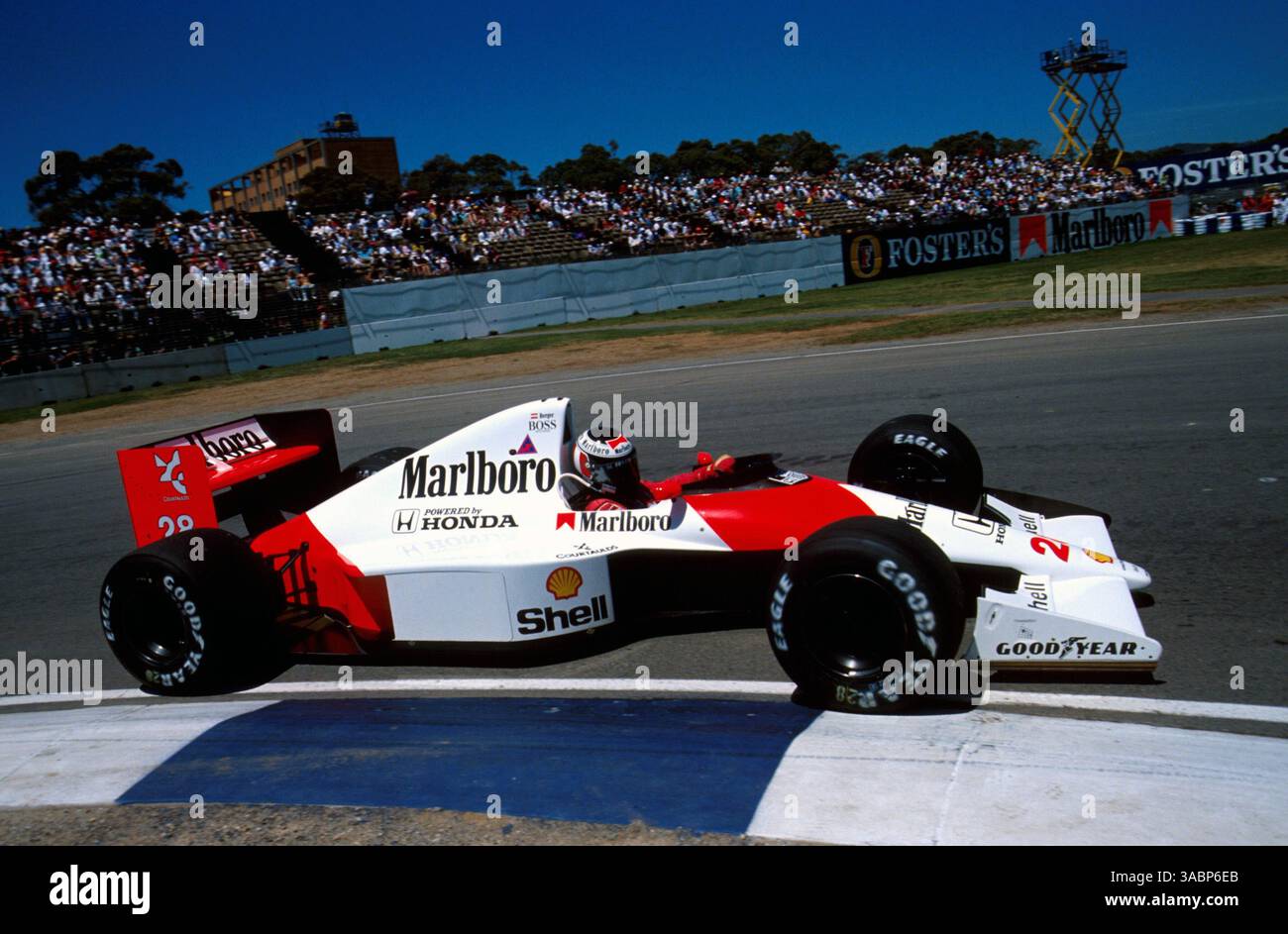 Gerhard Berger(AUT), McLaren MP4-5B, 4e place..GP d'Australie - Adélaïde, Australie, 4 novembre 1990 (crédit image : ©Sutton Motorsports/ZUMA Press) Banque D'Images