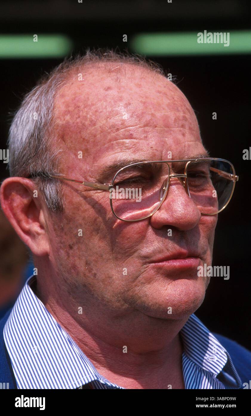 Guy Ligier, ancien pilote GP et propriétaire de l'écurie de F1..Grand Prix de Saint-Marin, Imola 30 avril 1995 (image crédit : ©Sutton Motorsports/ZUMA Press) Banque D'Images