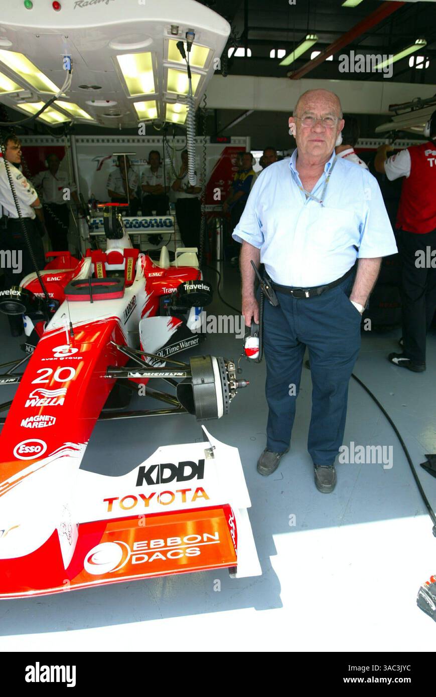 Guy Ligier (FRA) est un invité du Toyota..Formula One World Championship, RD10, Grand Prix de France, Magny-cours, France, 5 juillet 2003..IMAGE NUMÉRIQUE (crédit image : ©Sutton Motorsports/ZUMA Press) Banque D'Images