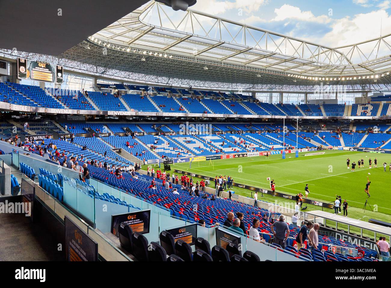 Match de rugby, Championnat de France de rugby masculin, Top 14, Reale Arena, stade municipal d'Anoeta, site sportif situé à San Sebastián, Gipuzkoa, Bas Banque D'Images