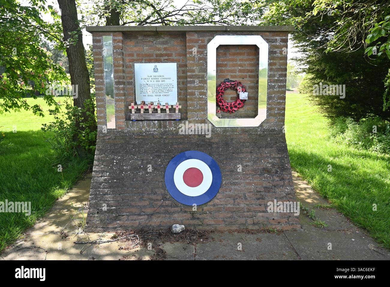 RAF Melbourne forma le mémorial de guerre de l'aérodrome militaire de la seconde guerre mondiale, East Yorkshire Banque D'Images