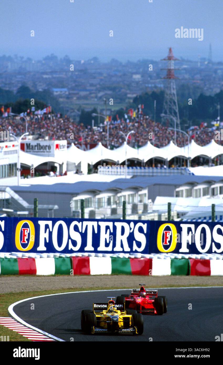 Damon Hill (GBR) Jordan Mugen-Honda 198 mène la Ferrari de Michael Schumacher (GER)...Championnat du monde de formule 1, GP du Japon, Rd 16, Suzuka, Japon, 1er novembre 1998...meilleure IMAGE (crédit image : ©Sutton Motorsports/ZUMA Press) Banque D'Images