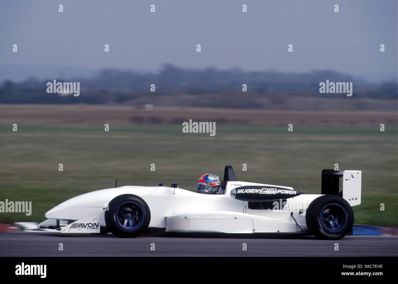 Kazuki Hoshino, fils de la légende japonaise Kazuyoshi, testé avec Carlin. Essais monoplace - Thruxton, Royaume-Uni, 21-22 février 2001 (crédit image : ©Sutton Motorsports/ZUMA Press) Banque D'Images