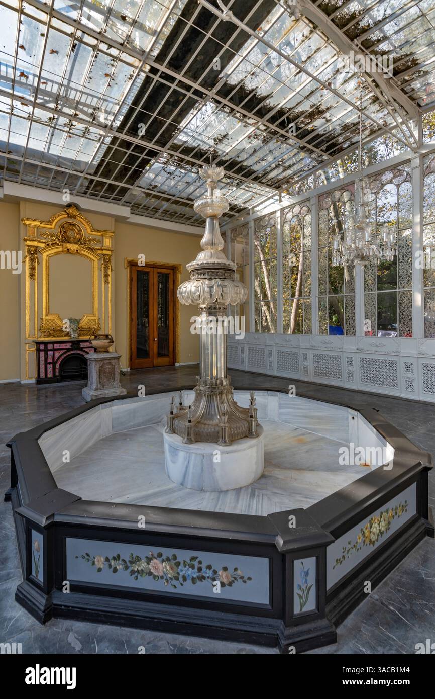 Pavillon de verre dans le palais Dolmabahçe, Istanbul, Turquie Banque D'Images
