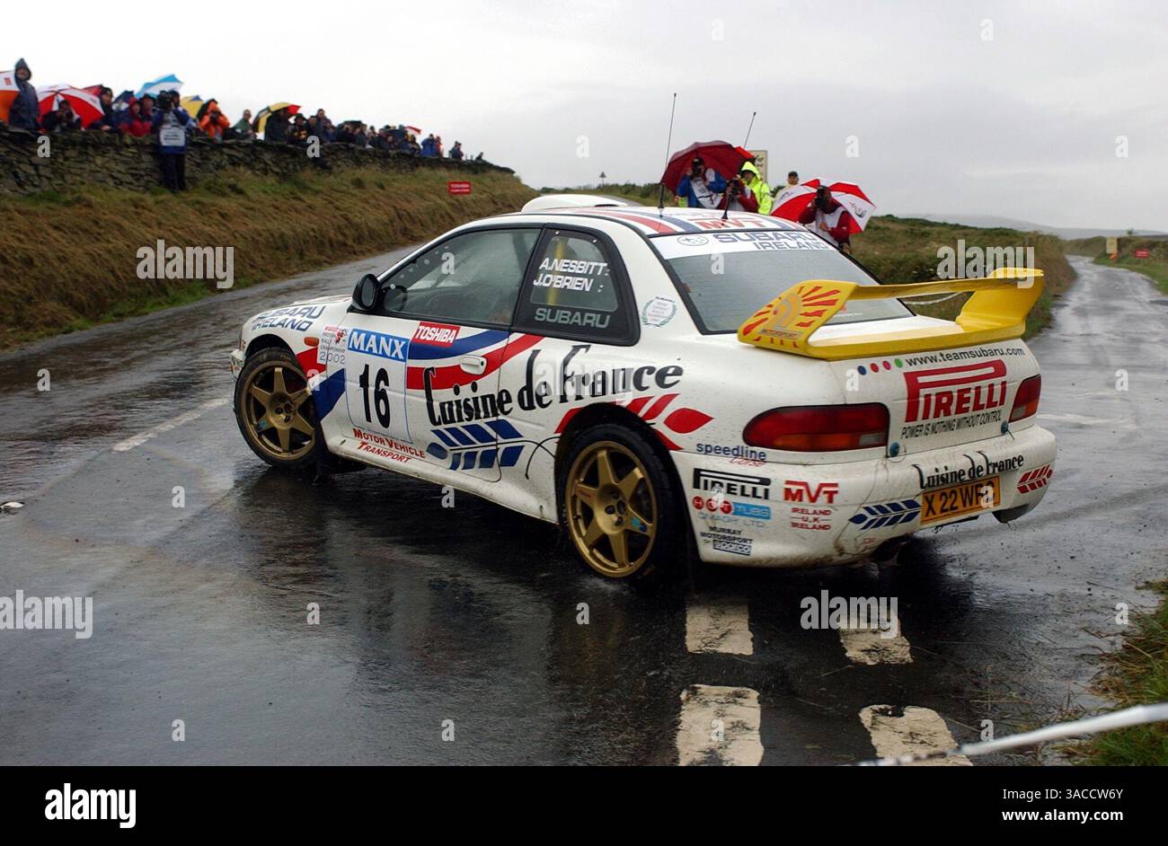 British Rally Championship..Round 5..Manx International Rally, 1-3 août 2002..Douglas, Île de Man..Andrew Nesbitt glisse autour de l'épingle à cheveux de Sartfield..image numérique (crédit image : ©Sutton Motorsports/ZUMA Press) Banque D'Images
