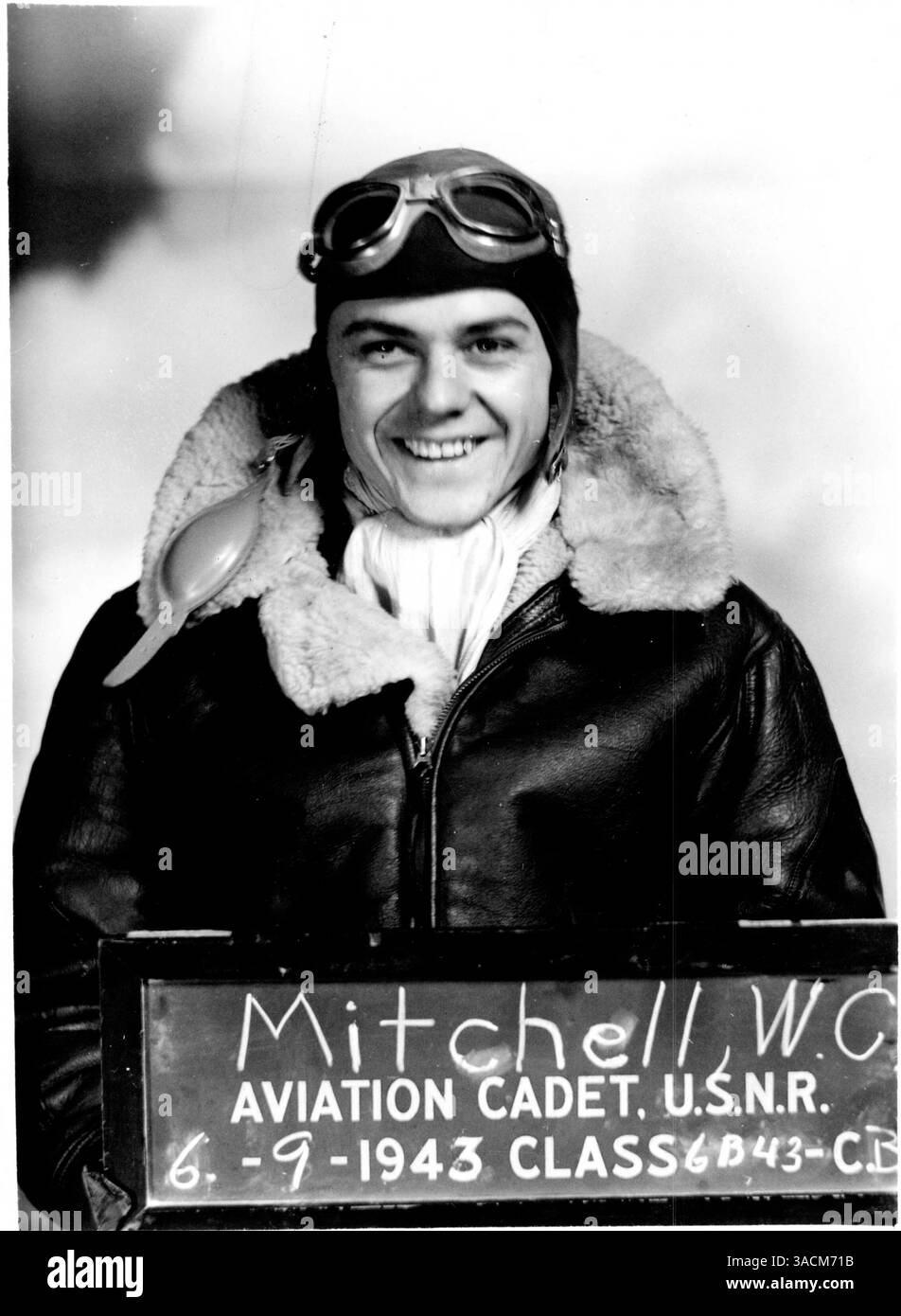 William C. Mitchell, un cadet de l'aviation figurant dans les archives de la bibliothèque du comté de Hennepin. Banque D'Images William C. Mitchell, un cadet de l'aviation figurant dans les archives de la bibliothèque du comté de Hennepin. Banque D'Images