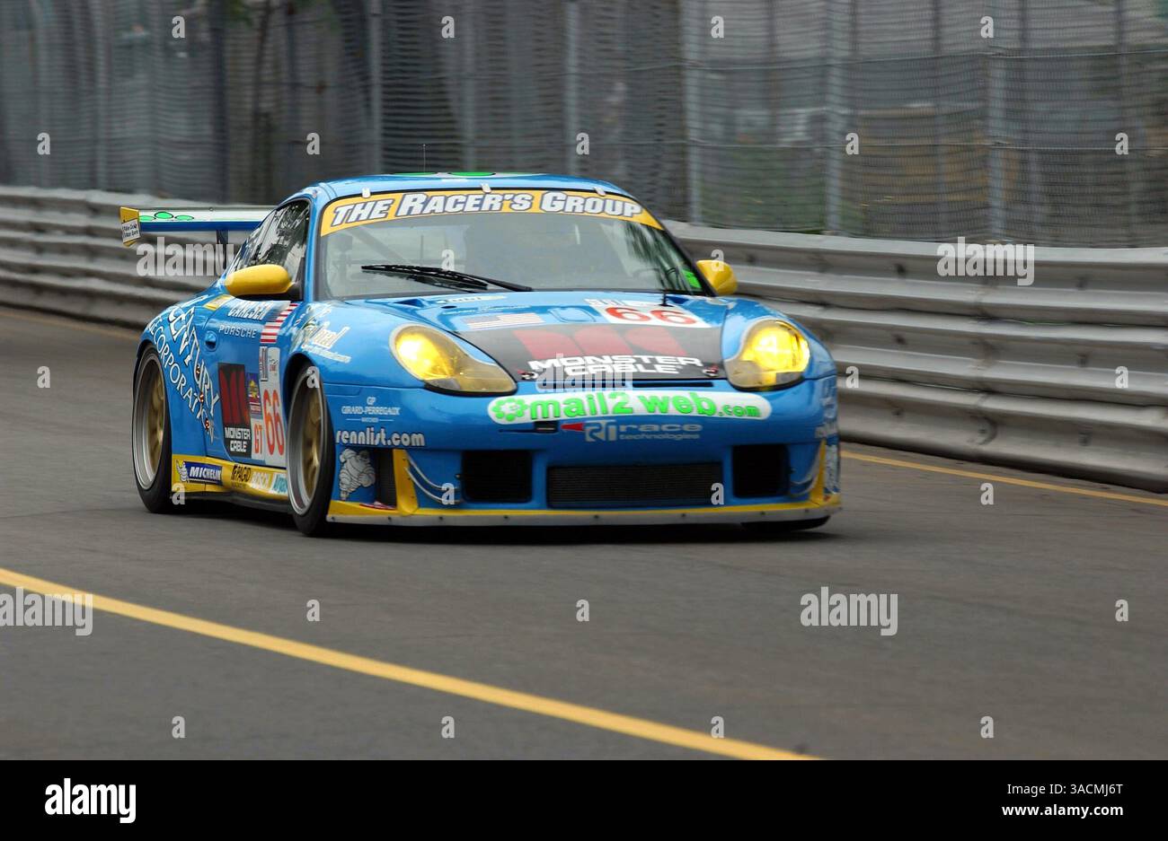Kevin Buckler (USA) / Cort Wagner (USA) The Racer's Group Porsche 911 GT3-RS..American le Mans Series, trois-Rivières, Québec, Canada. 3 août 2003..IMAGE NUMÉRIQUE. (Crédit image : ©Sutton Motorsports/ZUMA Press) Banque D'Images