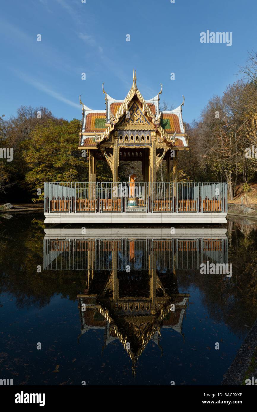 Temple thaïlandais à Westpark Munich, Allemagne Banque D'Images