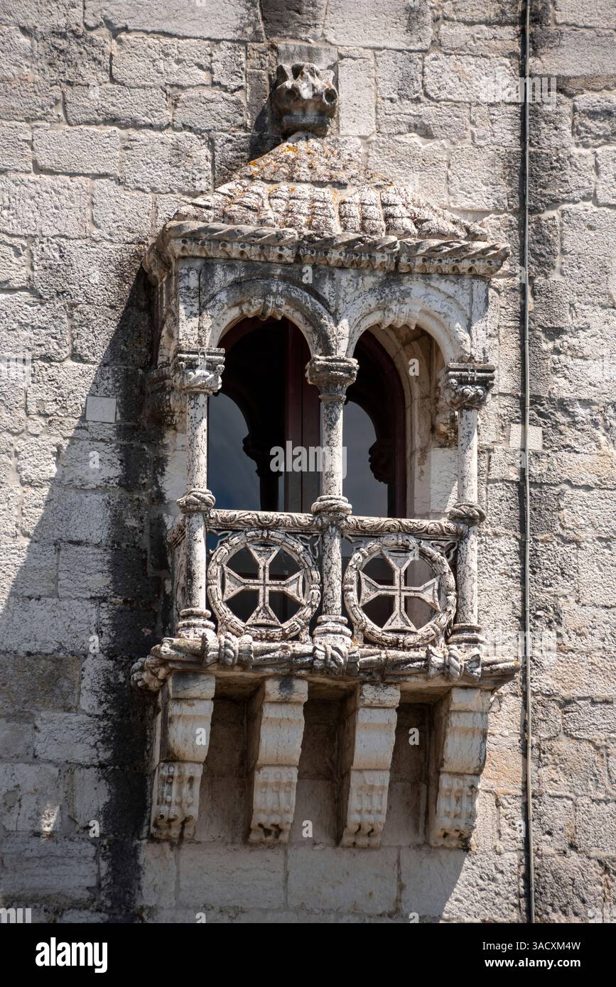 Détails de façade de la célèbre Torre de Belem à Lisboa, emblématique architecture gothique manueline, Portugal Banque D'Images